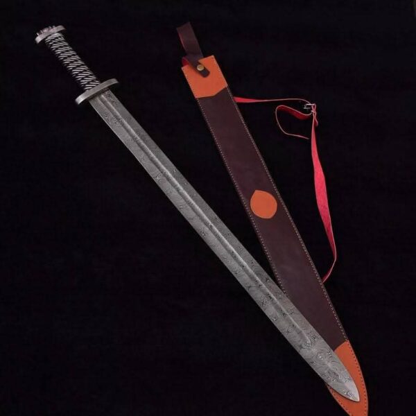 Hand-Forged Viking Sword | Damascus Steel Blade with Leather Scabbard